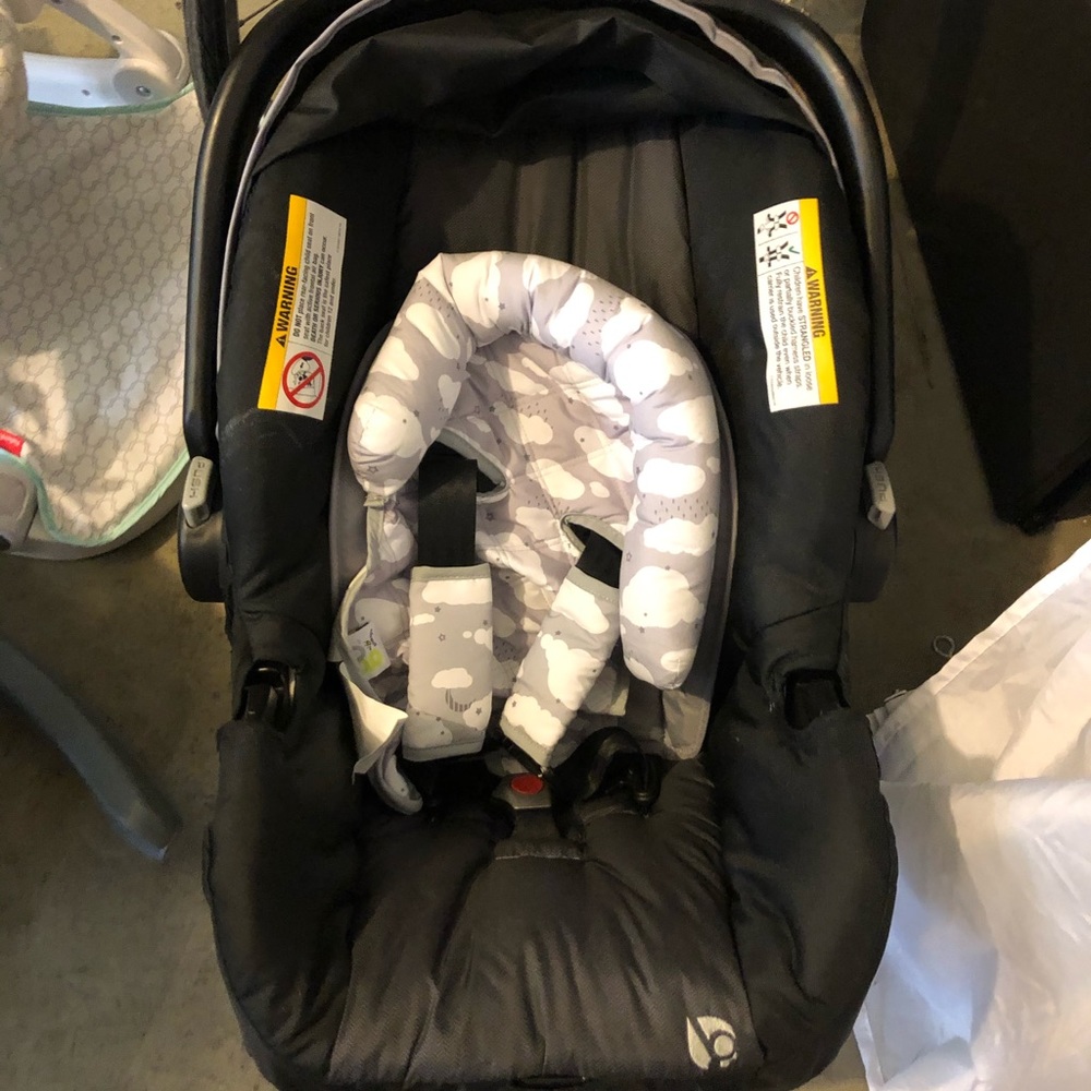Infant car seat